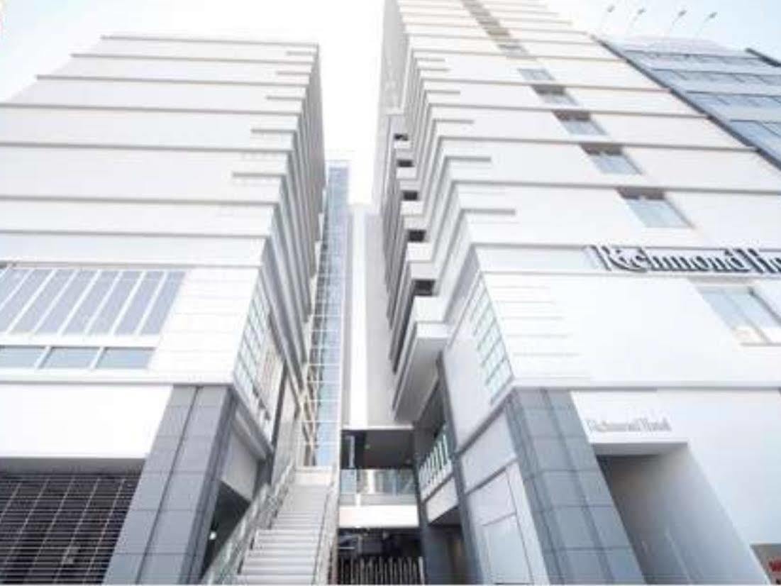 Richmond Hotel Fukuyama Ekimae Esterno foto